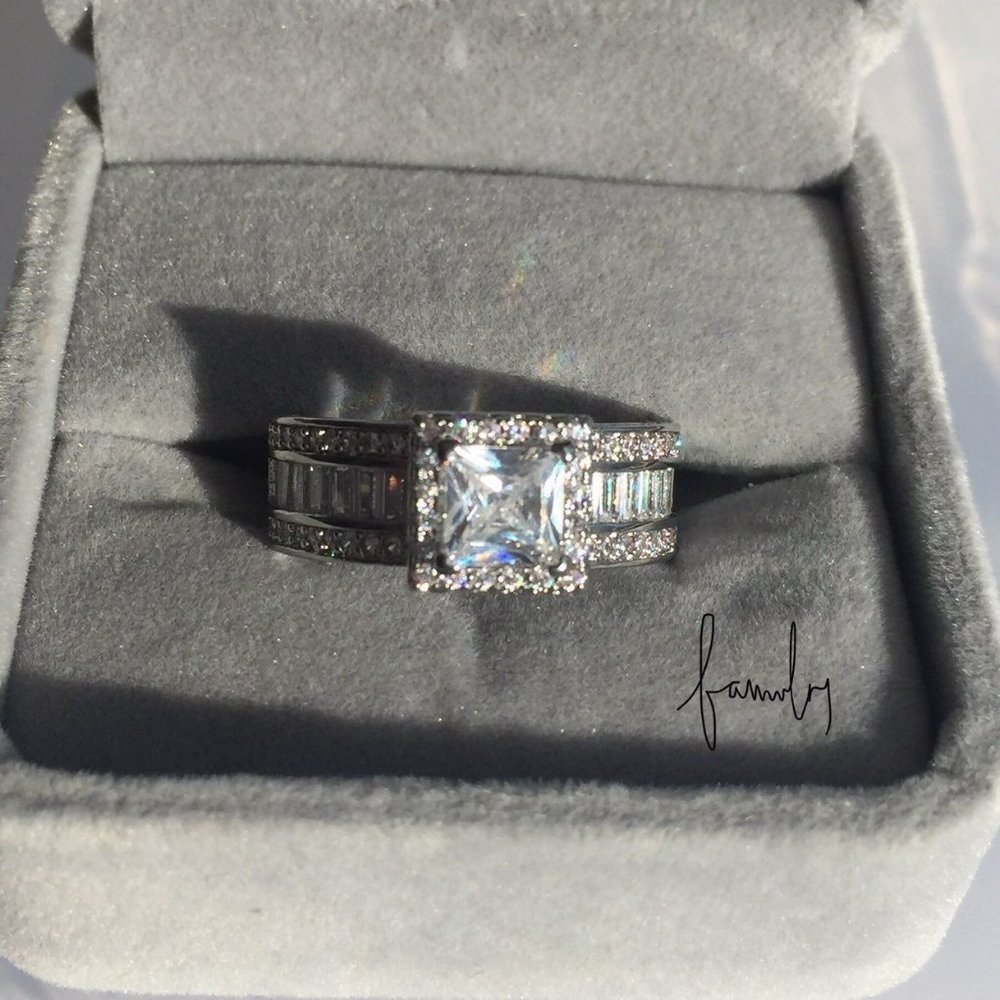 WEDDING RING LUXURY RING